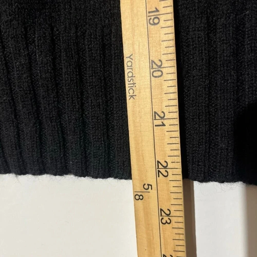 Banana Republic V Neck Wool Knit Pullover Black Long Sleeve Sweater Women Size M